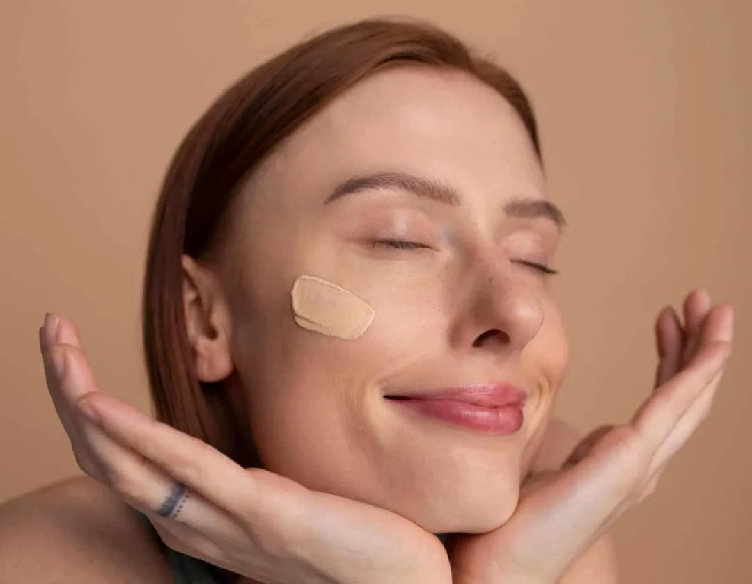 Co to jest baza pod makijaż? Odkryj jej zalety i zastosowanie